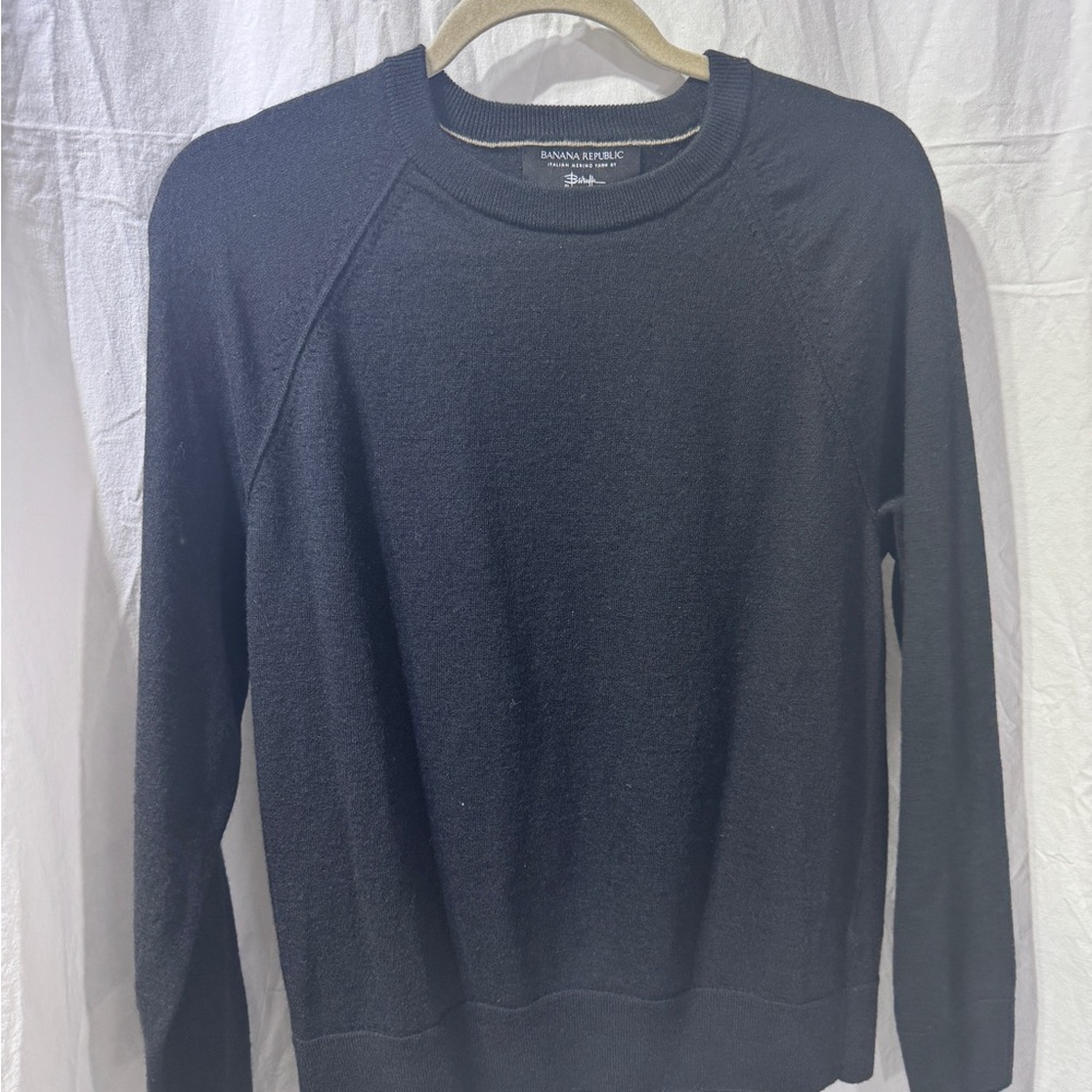Men’s Banana Republic Black Sweater